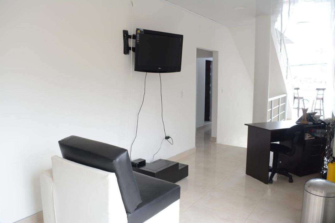 Hotel Brisas Del Norte Roldanillo 외부 사진