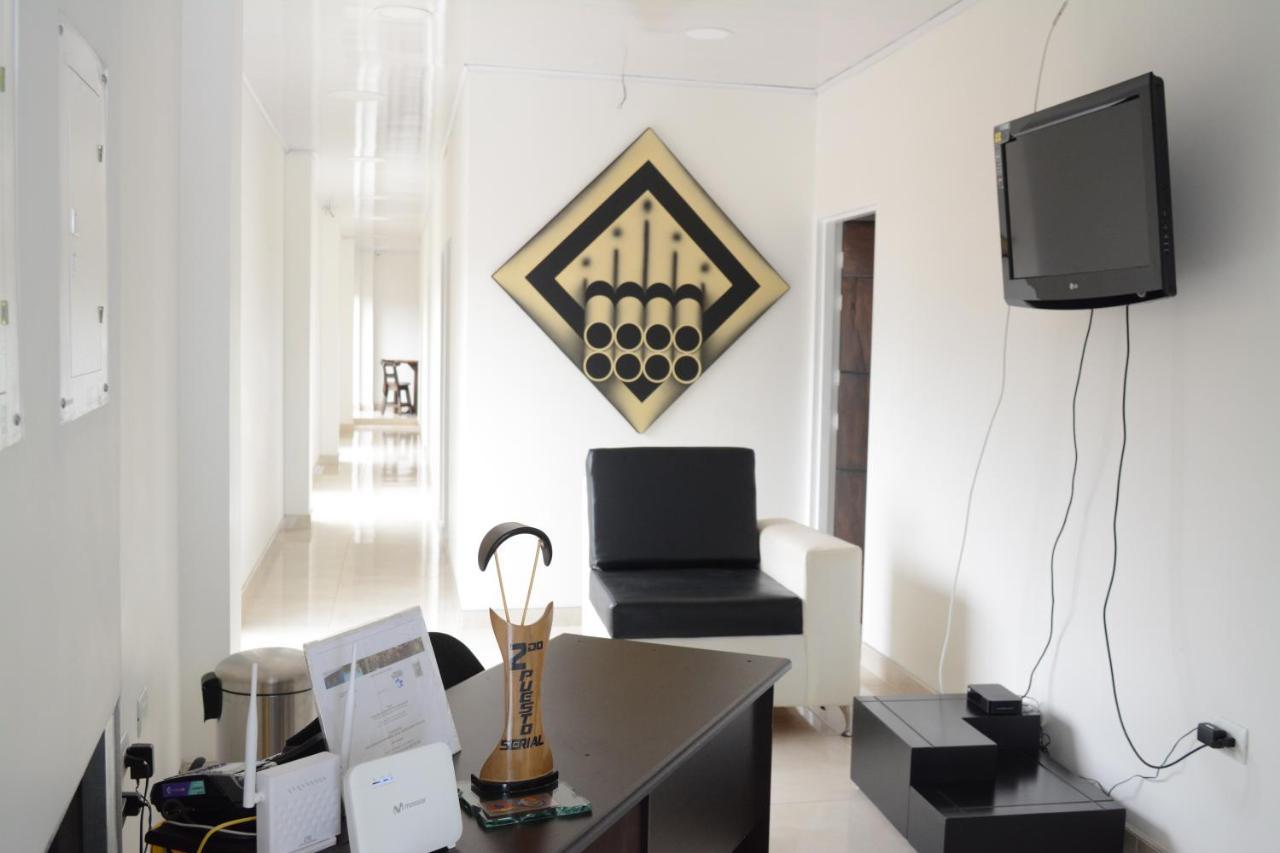 Hotel Brisas Del Norte Roldanillo 외부 사진